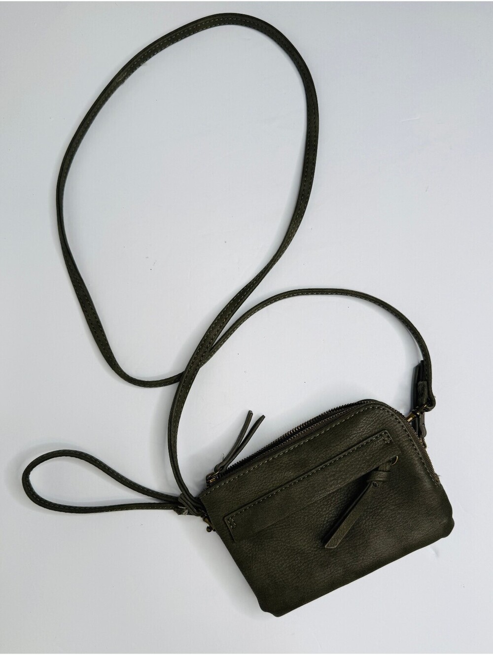 Universal Thread Olive Green Convertable Crossbody Wristlet Wallet Purse
